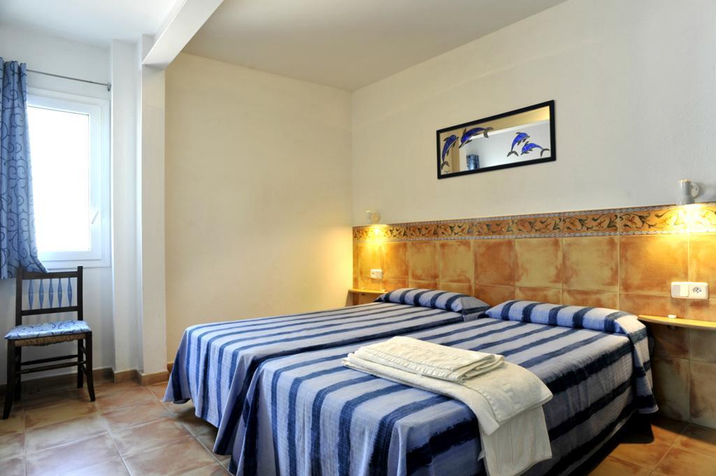 Apartaments El Berganti En Canyelles Petites روساس المظهر الخارجي الصورة